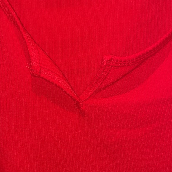 red long sleeve v neck crop top ❤️🔥 - Picture 4 of 5